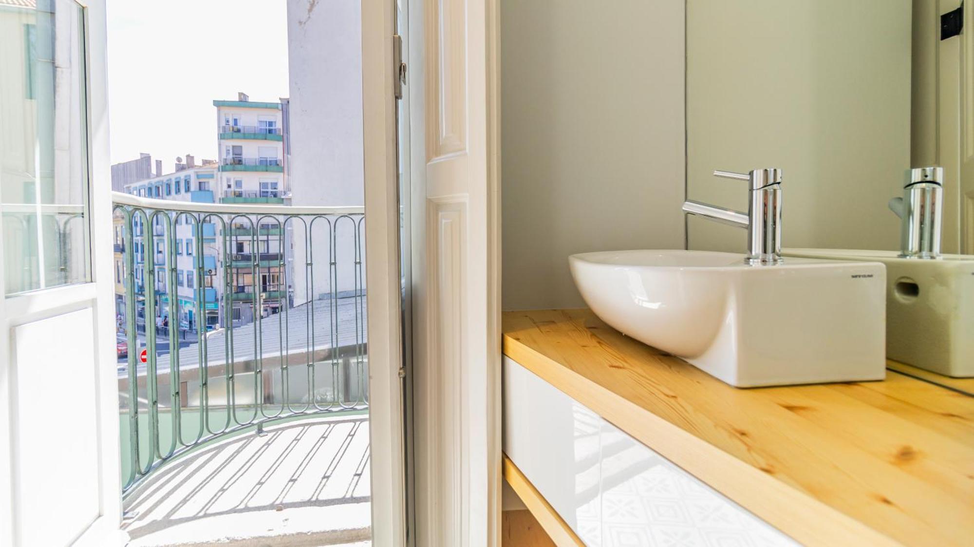 Barros Lima 493 By Lovelystay Porto Dış mekan fotoğraf